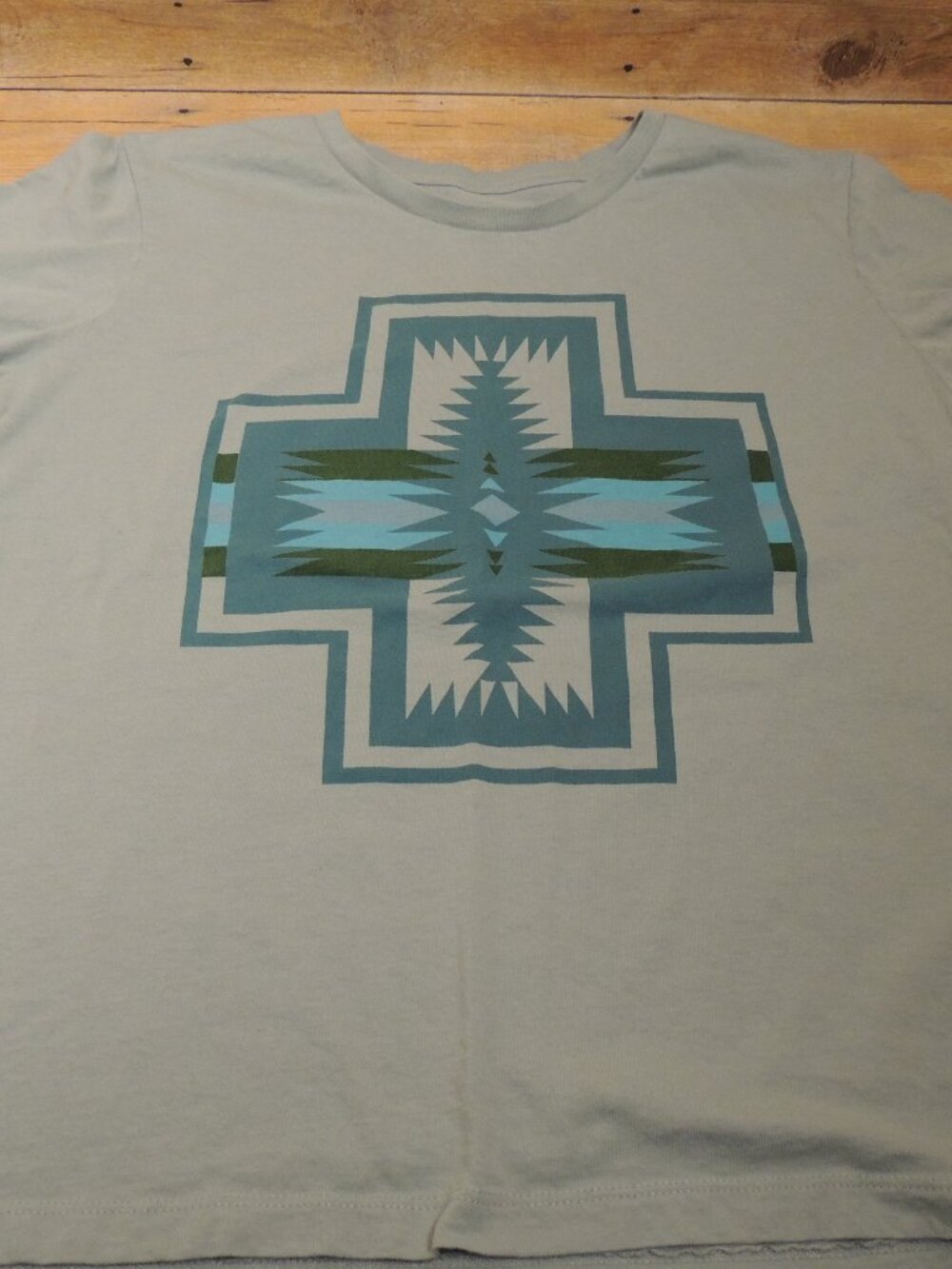 Pendleton Brand Women's T-shirt Size Medium